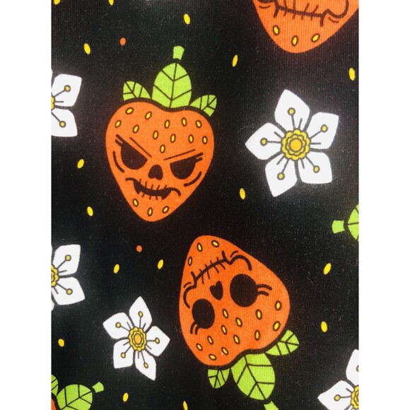NWT!! Sourpuss Leggings Size S Strawberry Skulls Flowers Goth Punk Emo - Picture 5 of 10